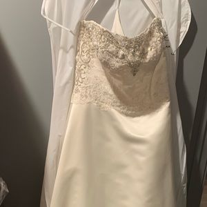 Casablanca Bridal Gown